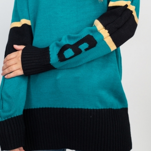 Emerald Two Tone Sweater - Picture 4 of 6
